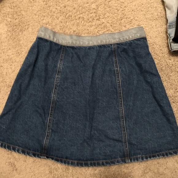 Skirt - Picture 4 of 4